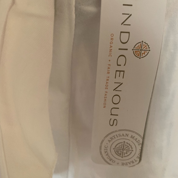 Indigenous Waterfall Skirt- White - Picture 7 of 9